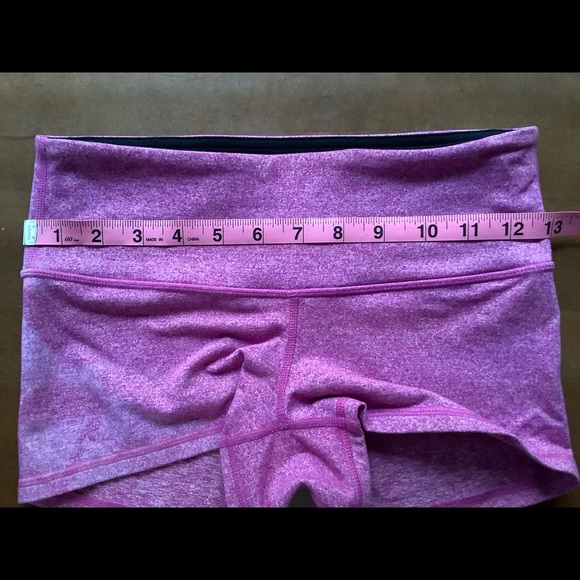 Lululemon shorts - Picture 5 of 6